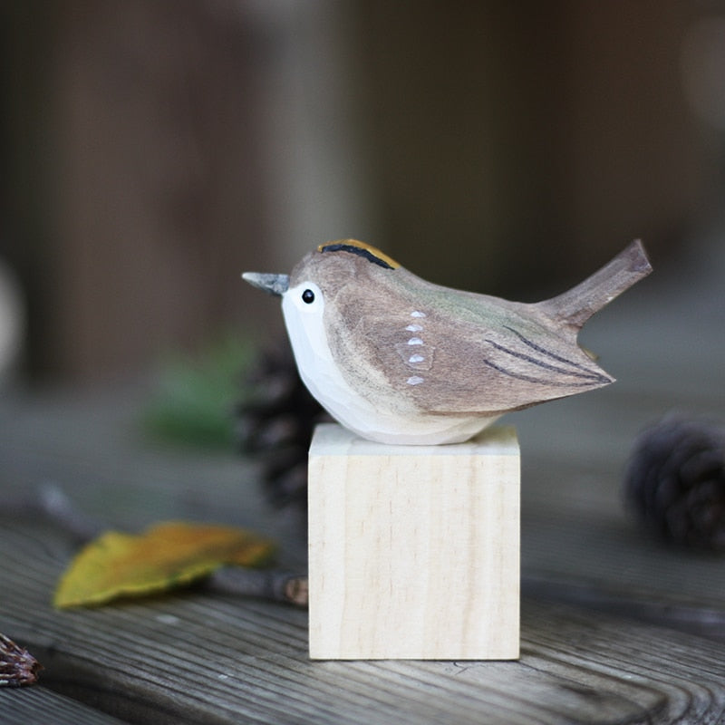 Scandinavian Bird Ornament  Hand-Carved Wooden Robin Design - Product detail 7