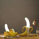 Art Deco Table Lamp  Banana-Shaped Gold Metal Design - Product detail 4