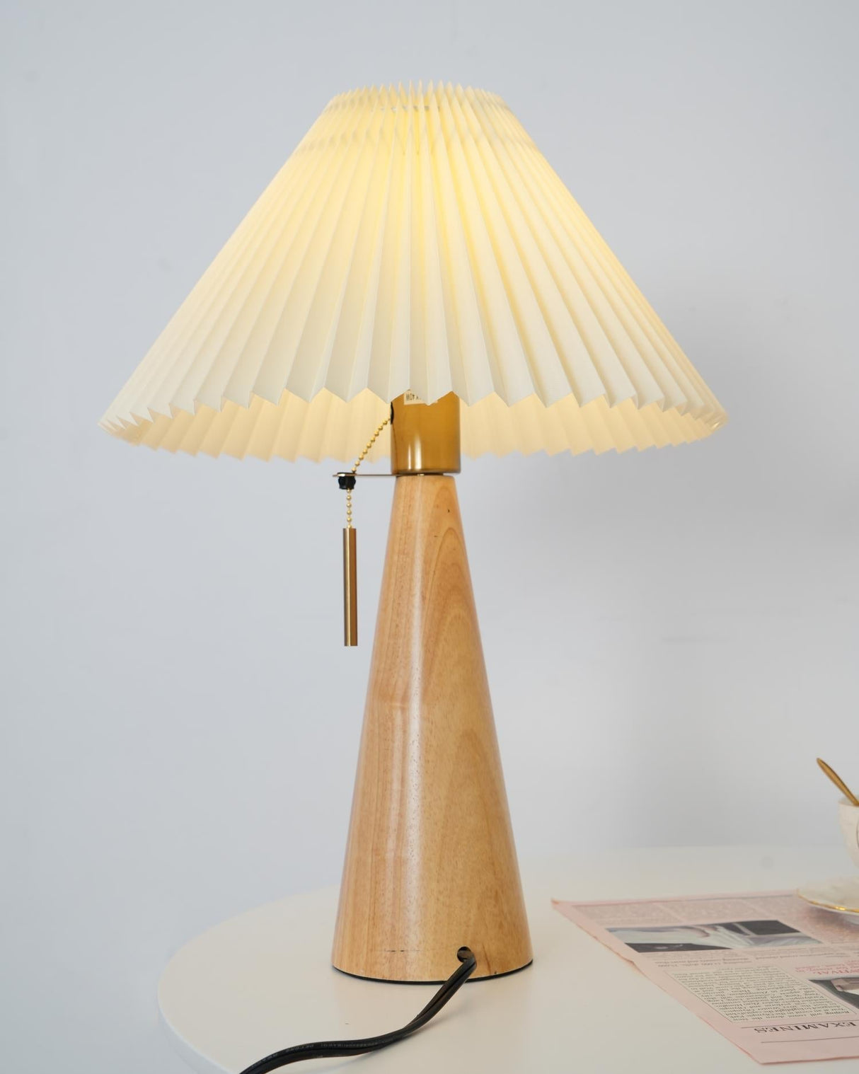 Wooden Table Lamp  Pleated Linen Shade Mid-Century Design - Product detail 15