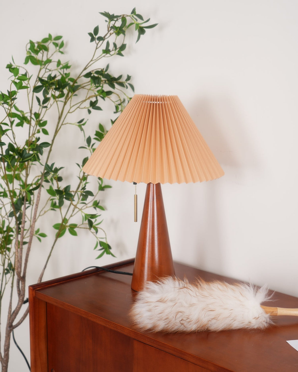 Wooden Table Lamp  Pleated Linen Shade Mid-Century Design - Product detail 33