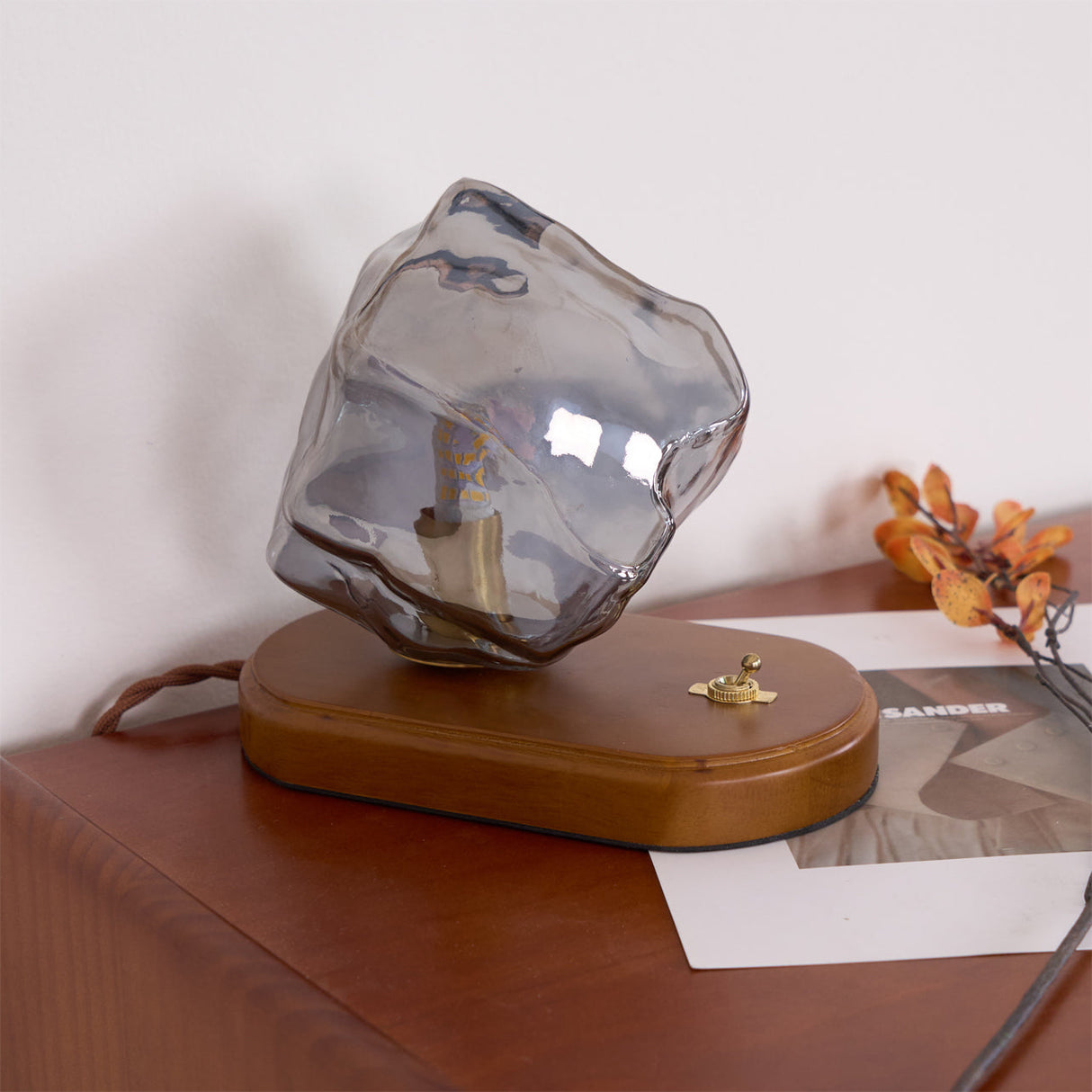 Vintage Table Lamp  Amber Glass Wood Base Design - Product detail 22