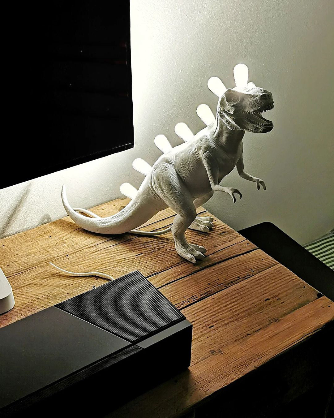 Dinosaur Table Lamp  LED Backlit T-Rex Design - Product detail 6