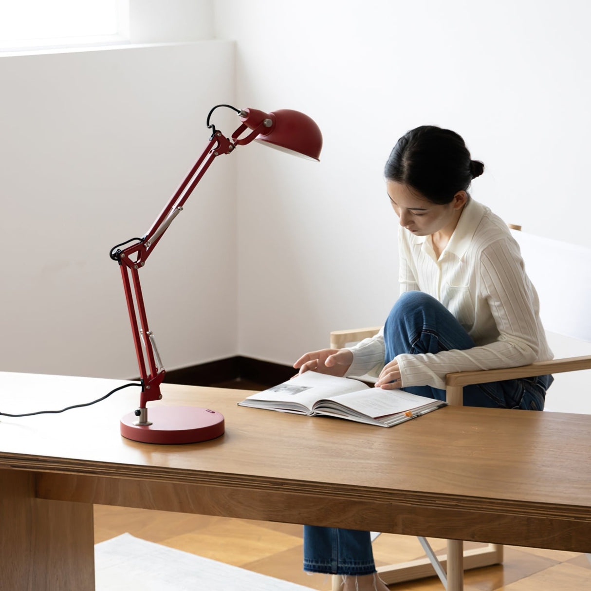 Adjustable Task Lamp  Red Metal Swing Arm Design - Product detail 8