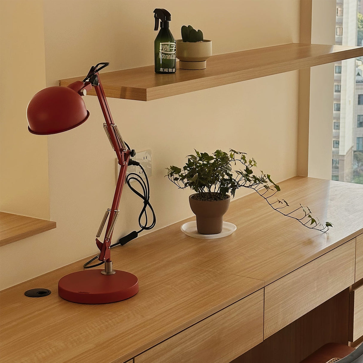 Adjustable Task Lamp  Red Metal Swing Arm Design - Product detail 14
