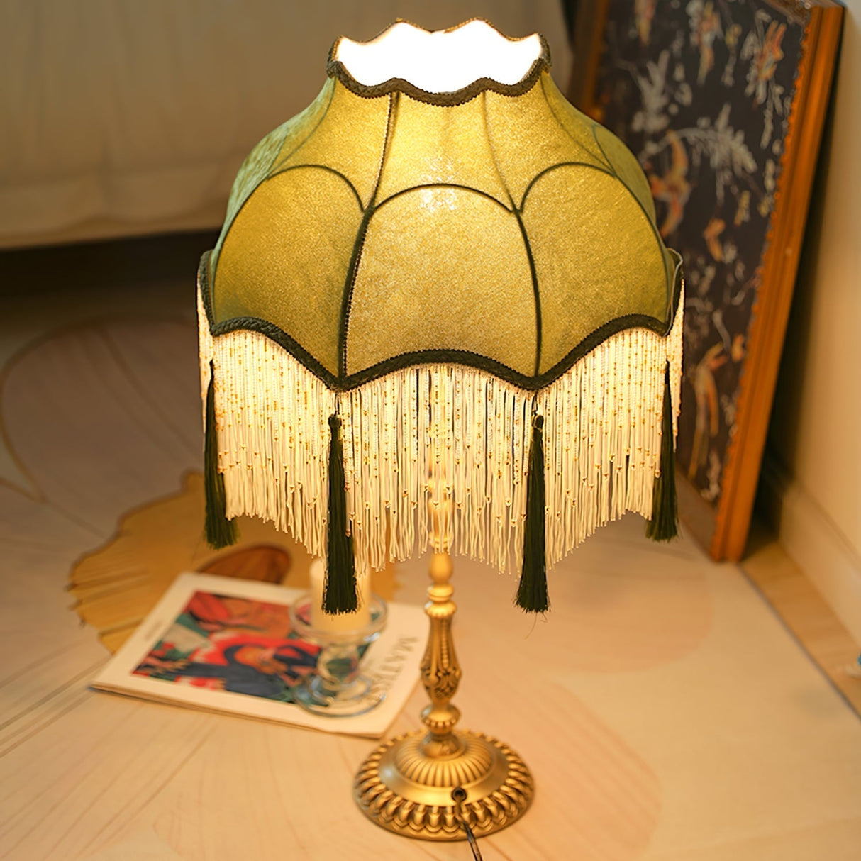 Vintage Table Lamp  Green Fabric Shade With Fringes - Product detail 8