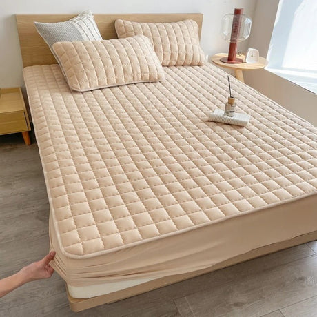 Premium Quilted Mattress Protector  Waterproof Breathable Cotton Blend - Product detail 4