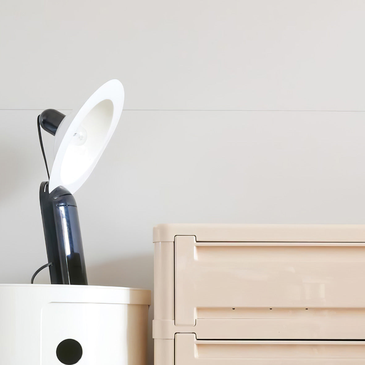 Modern Table Lamp  Adjustable Metal Disc Shade - Product detail 27