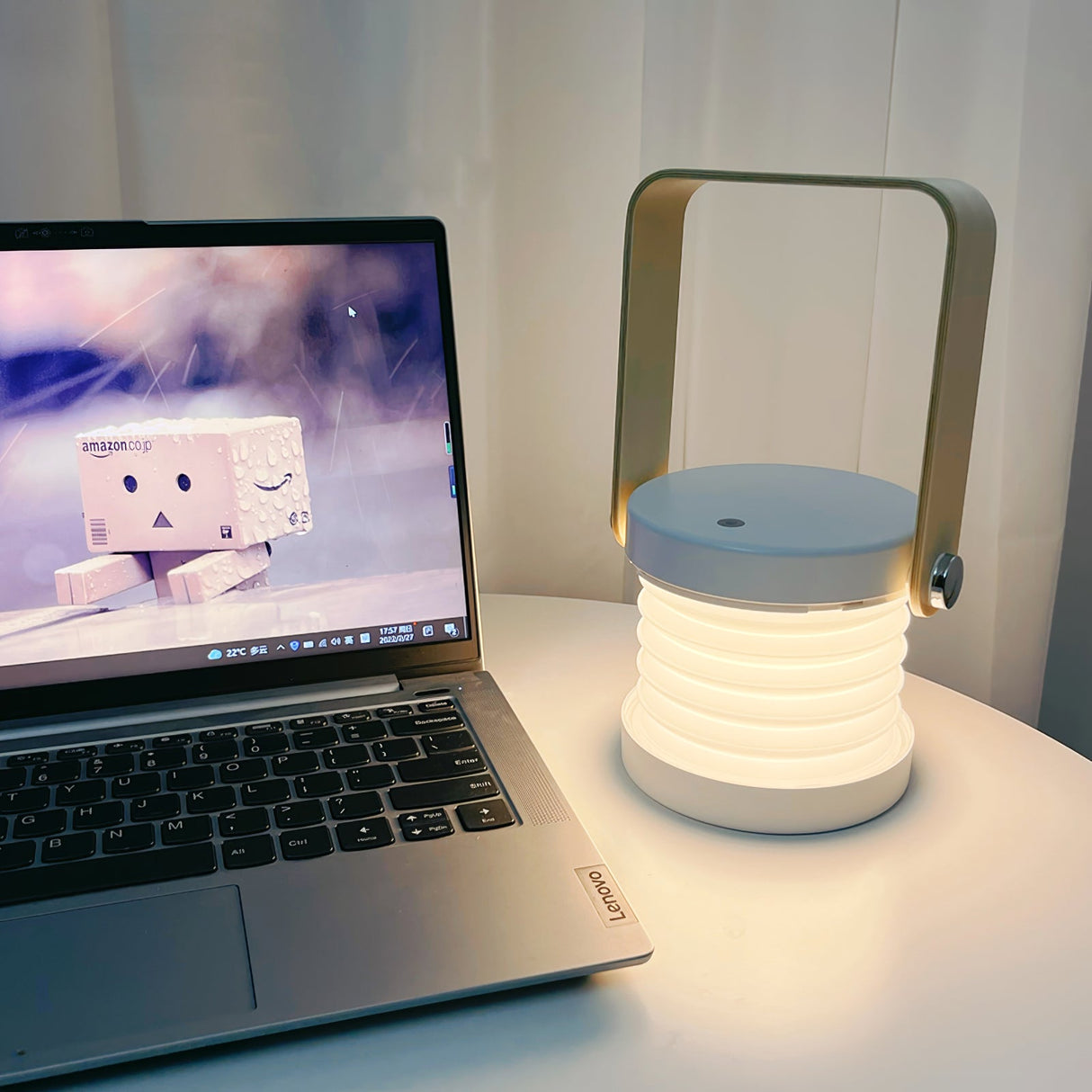 Portable Table Lamp  Honeycomb Design with Wooden Handle - Product detail 27
