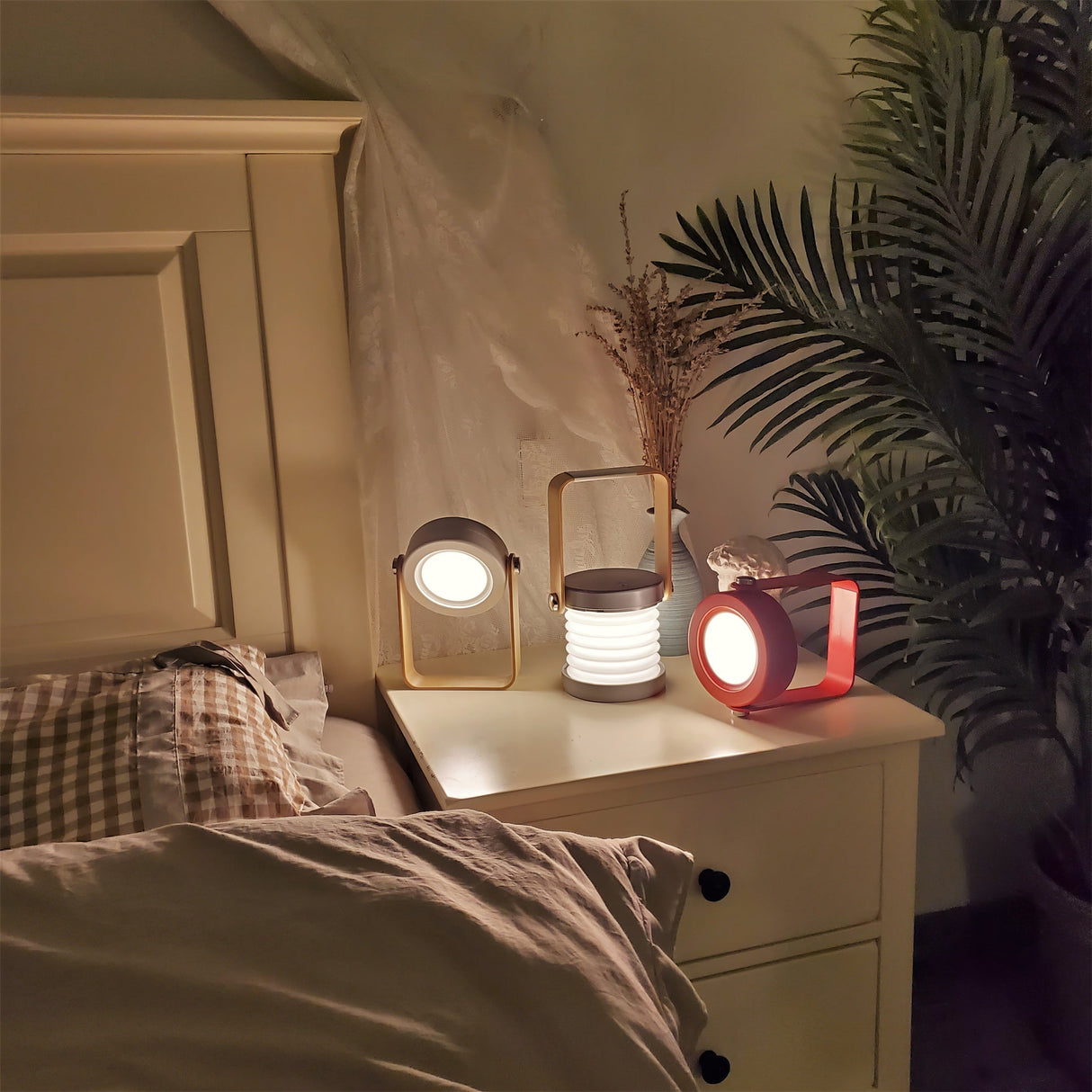 Portable Table Lamp  Honeycomb Design with Wooden Handle - Product detail 15