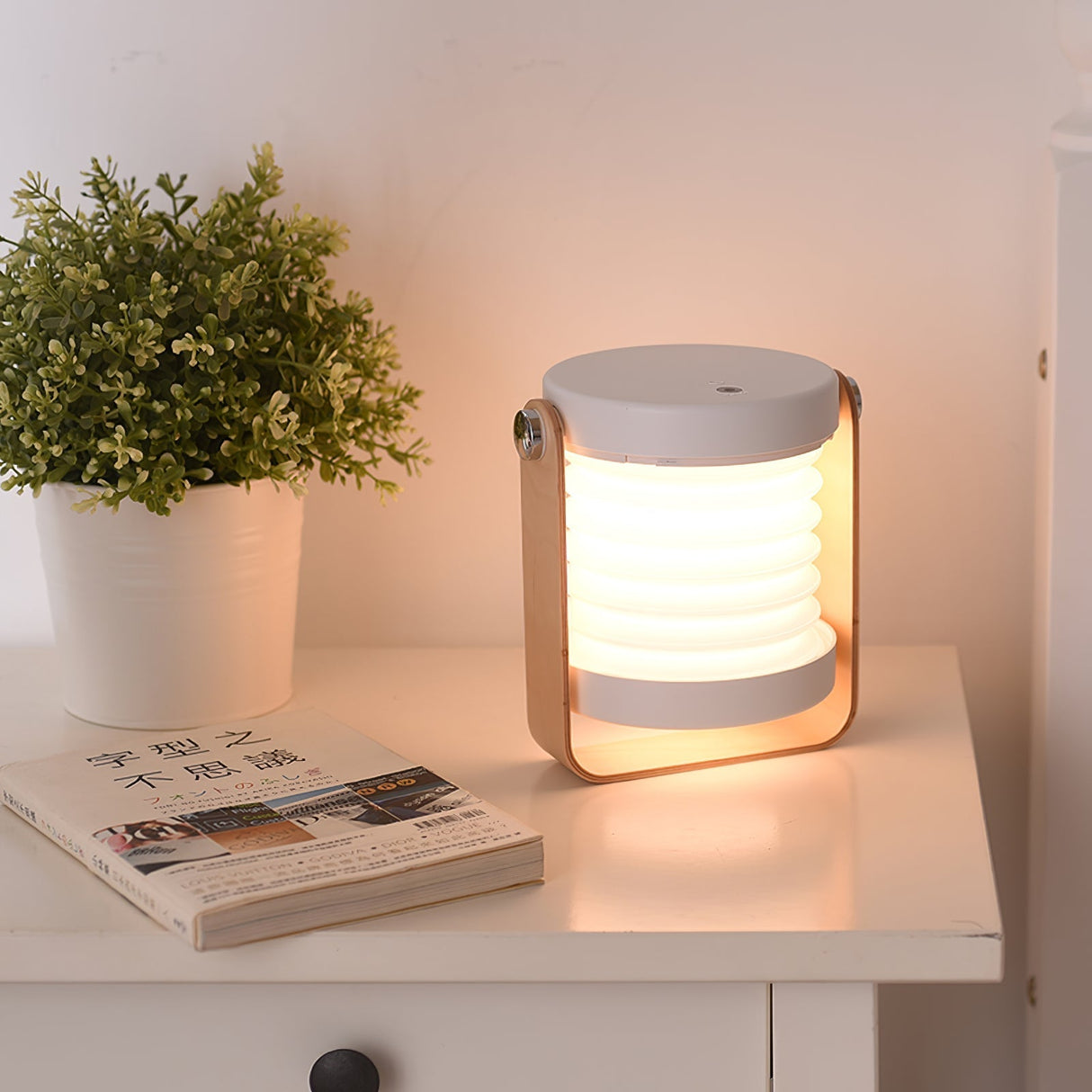 Portable Table Lamp  Honeycomb Design with Wooden Handle - Product detail 7