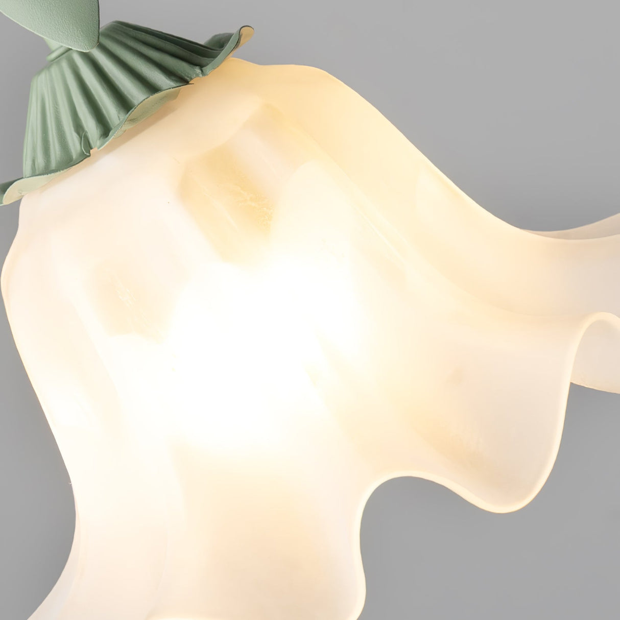 Floral Pendant Light  Elegant Glass Bell Design - Product detail 9