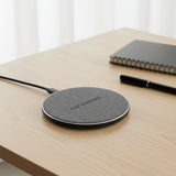 Wireless Charging Pad  Fast Charging Station with Fabric Finish - Detailed view