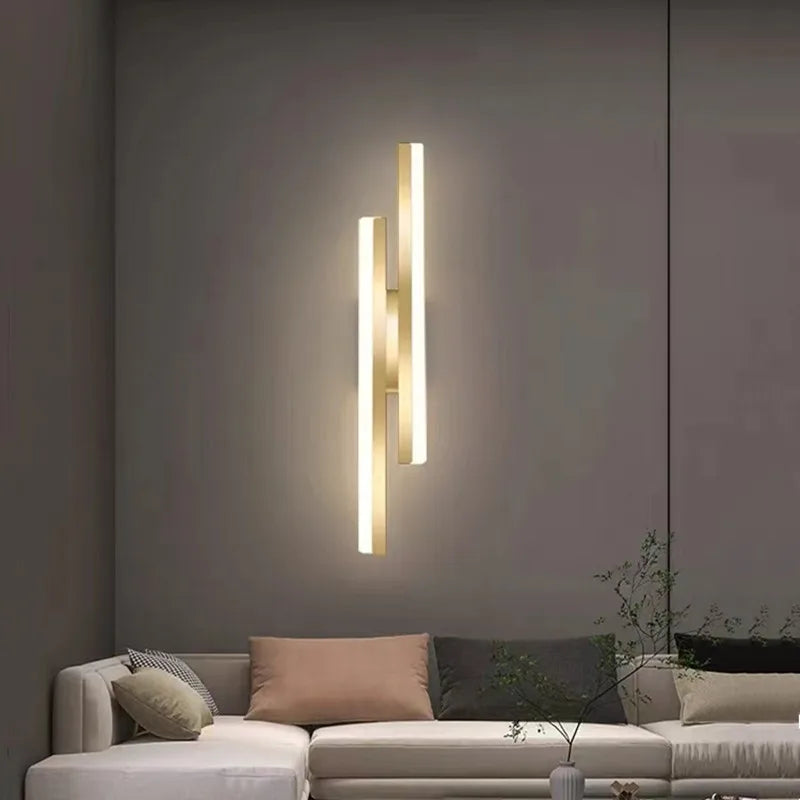 Modern LED Wall Sconce  Linear Gold Metal Design - Detailed view