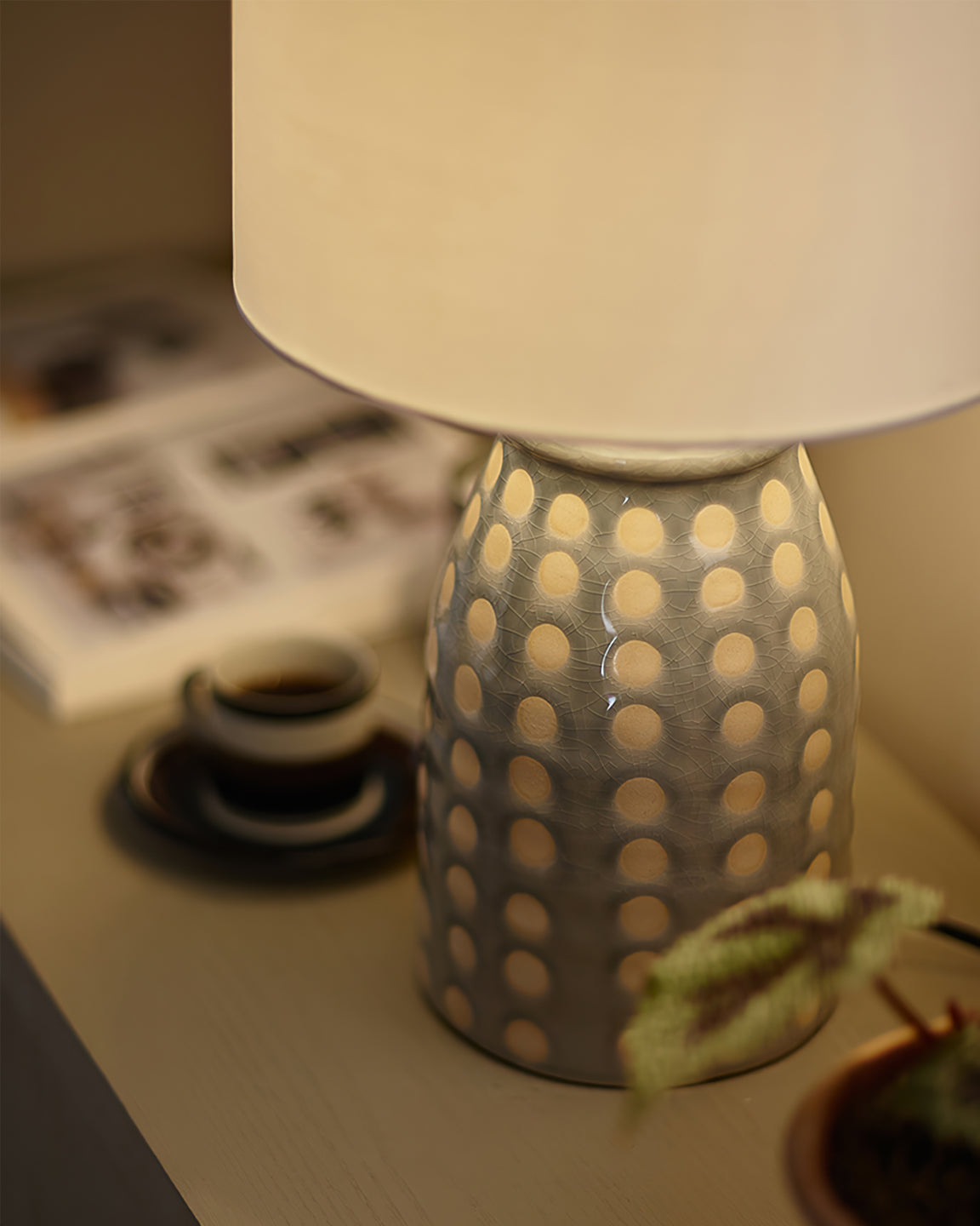 Ceramic Table Lamp  Dotted Pattern Base with White Shade - Product detail 10