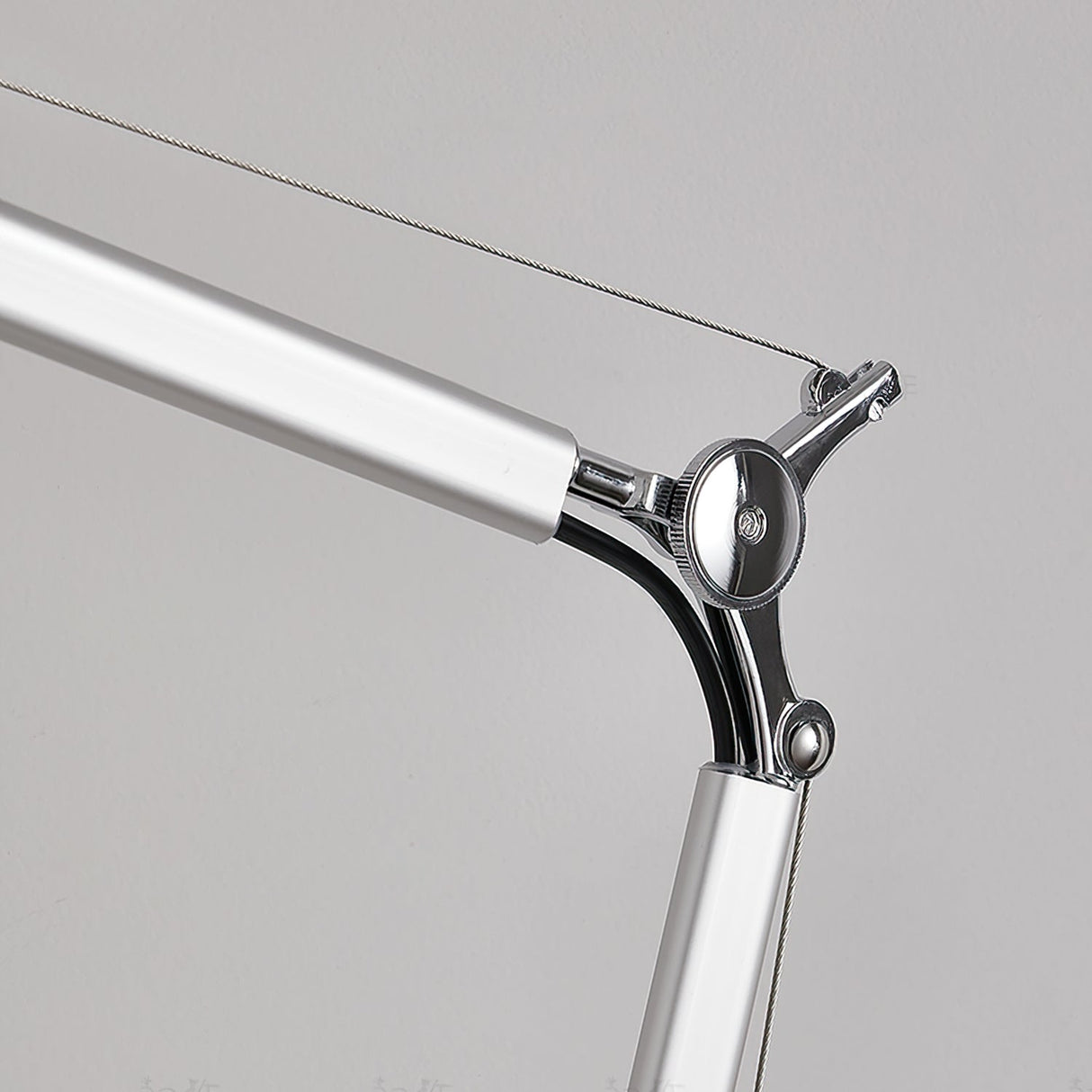 Modern Task Table Lamp  Adjustable Metal Arm Design - Product detail 5