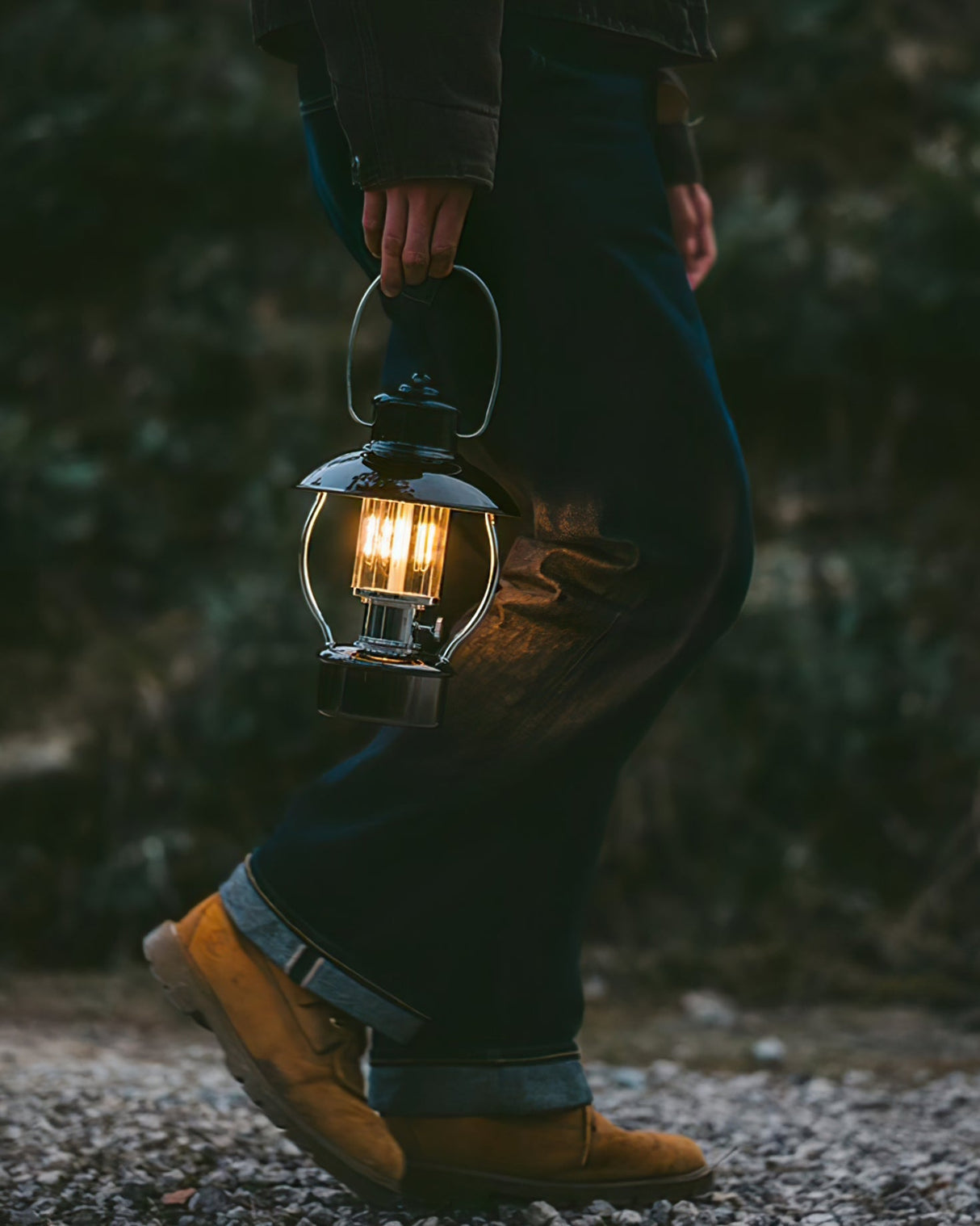 Outdoor LED Lantern  Black Iron Battery Powered Table Lamp - Product detail 13