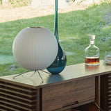 Modern Table Lamp  White Sculptural Tripod Design - Product detail 14