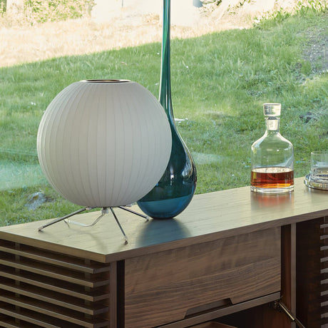 Modern Table Lamp  White Sculptural Tripod Design - Product detail 14