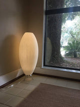 Modern Table Lamp  White Sculptural Tripod Design - Product detail 40