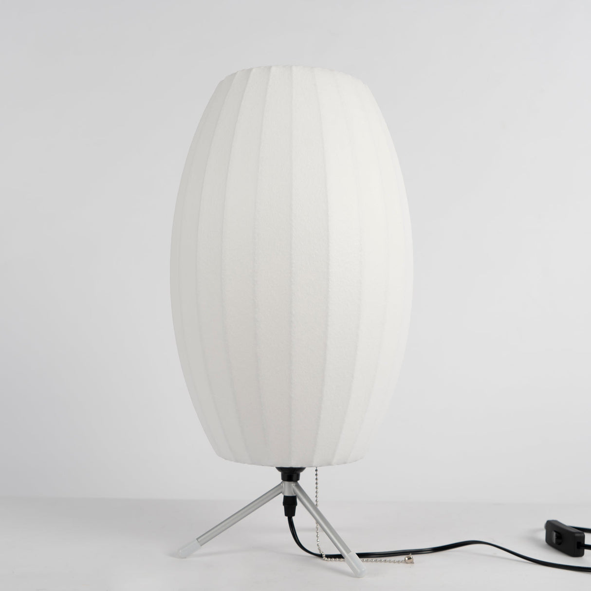 Modern Table Lamp  White Sculptural Tripod Design - Product detail 27