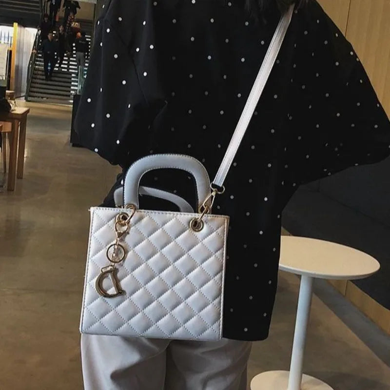 Quilted Chain Tote Bag  Diamond Pattern Leather Design - Product example