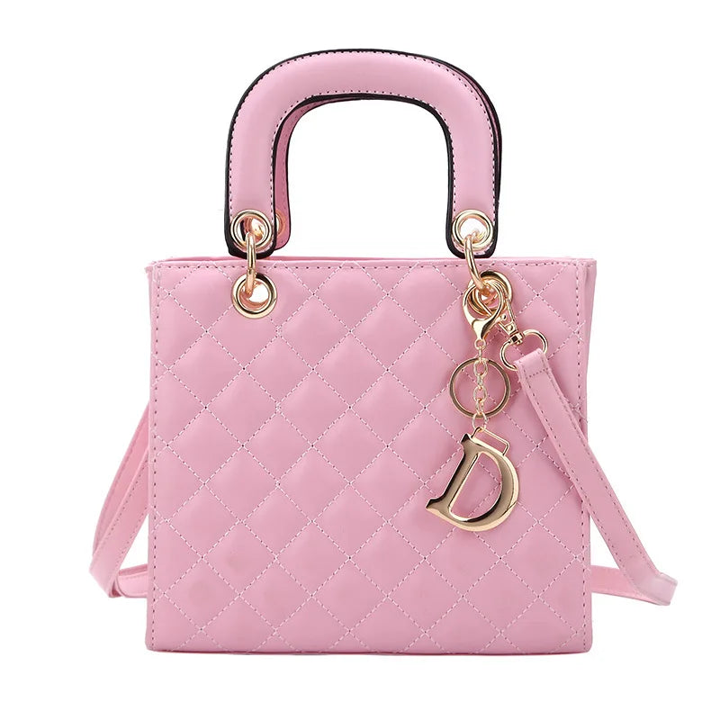 Quilted Chain Tote Bag  Diamond Pattern Leather Design - Product detail 5