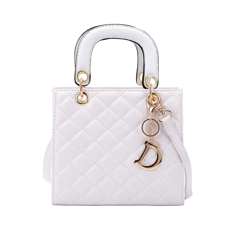 Quilted Chain Tote Bag  Diamond Pattern Leather Design - Product detail 7