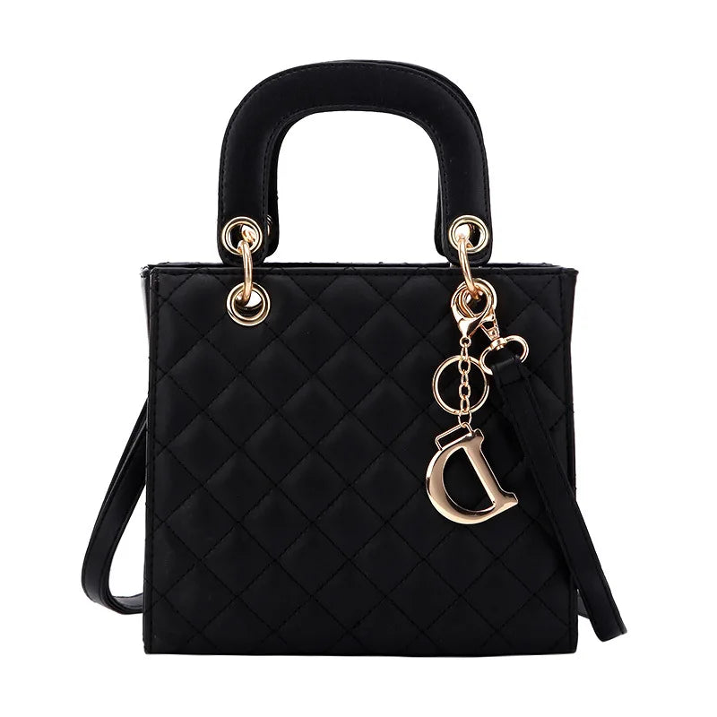 Quilted Chain Tote Bag  Diamond Pattern Leather Design - Product detail 8
