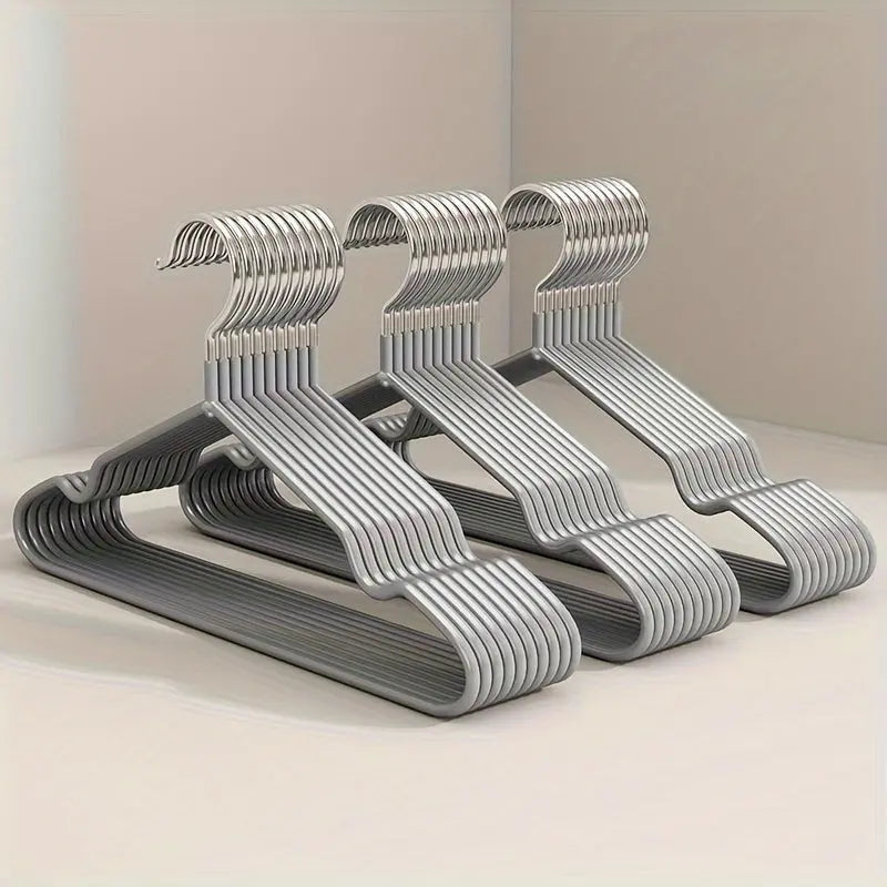 Velvet Clothes Hangers Set  Non-Slip Black Finish 10-Pack - Detailed view