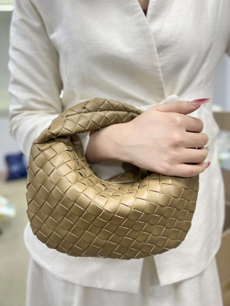 Woven Leather Hobo Bag  Intrecciato Pattern Design - Product detail 22