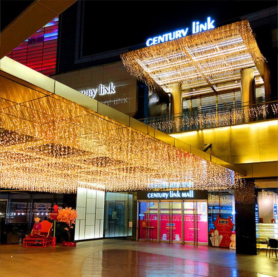 Outdoor Curtain Lights  LED Icicle Waterfall Display - Detailed view