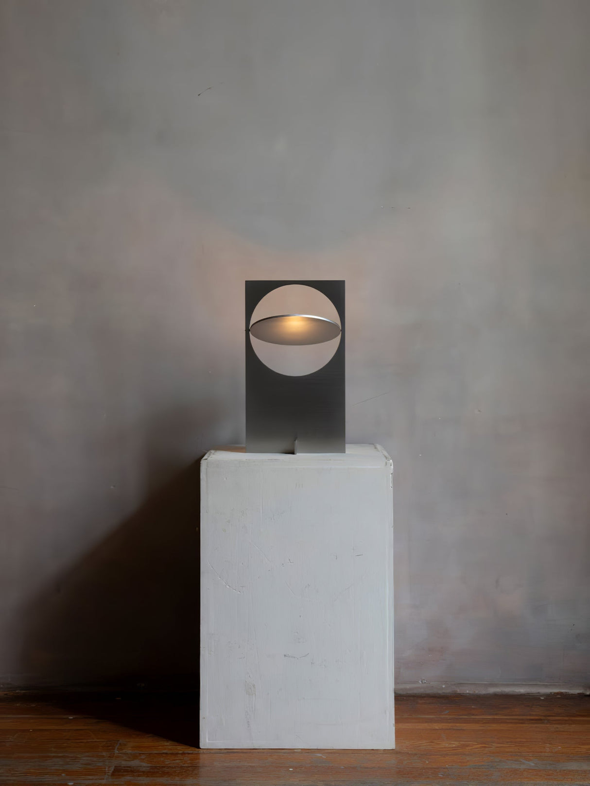 Modern LED Table Lamp  Minimalist Aluminum Design - Product detail 10