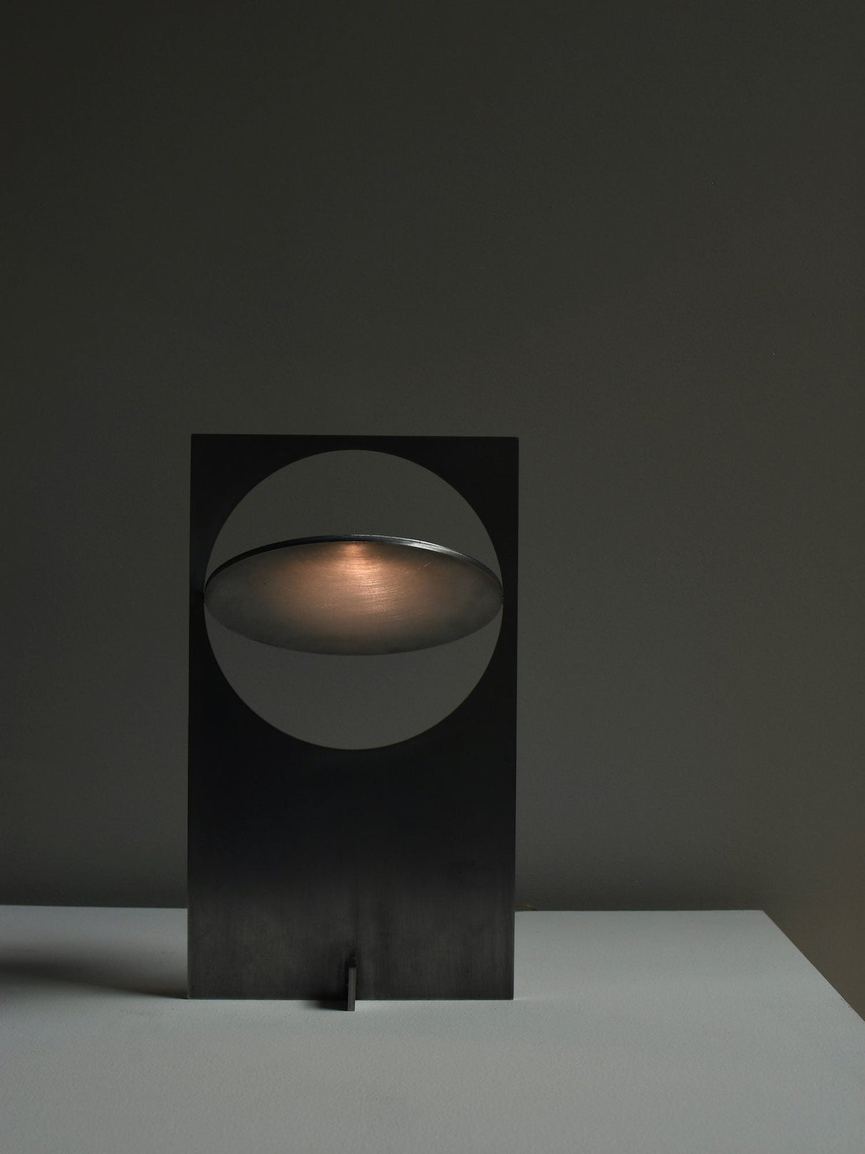 Modern LED Table Lamp  Minimalist Aluminum Design - Product detail 14