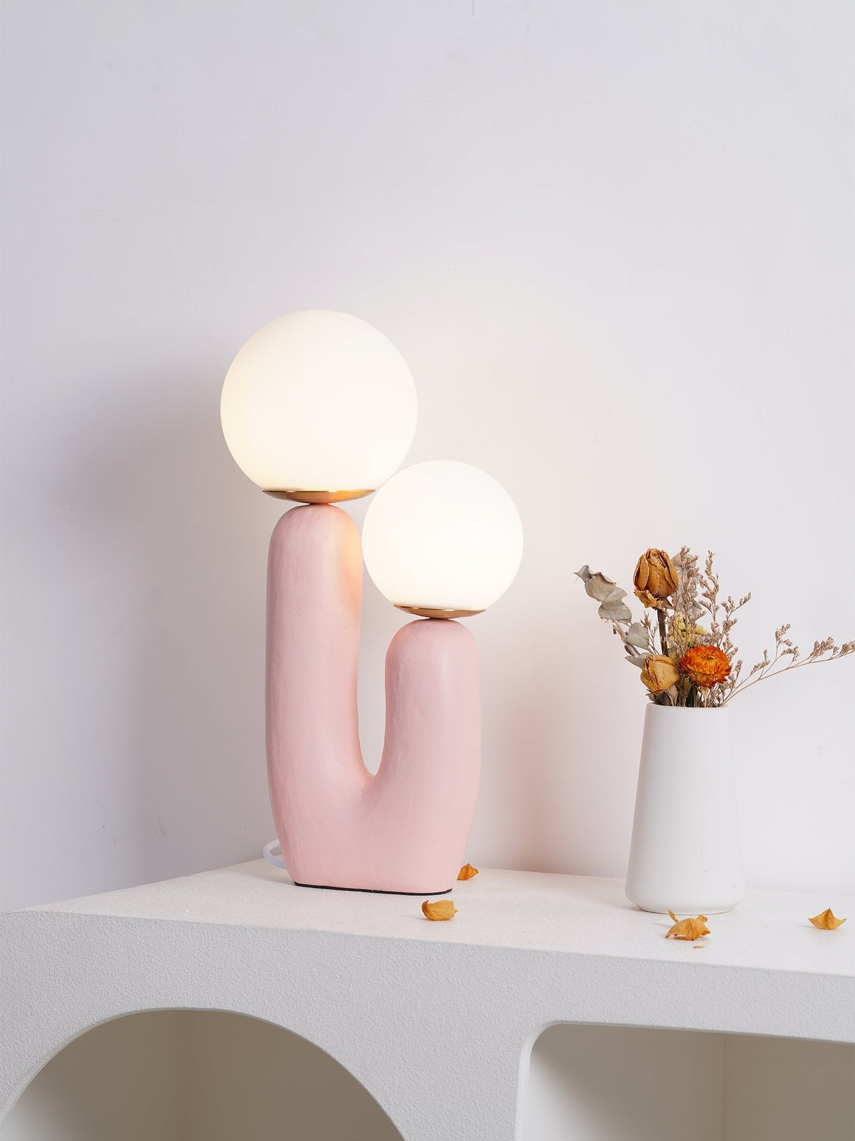 Modern Glass Table Lamp  Pink Resin Base With Dual Globes - Product detail 11