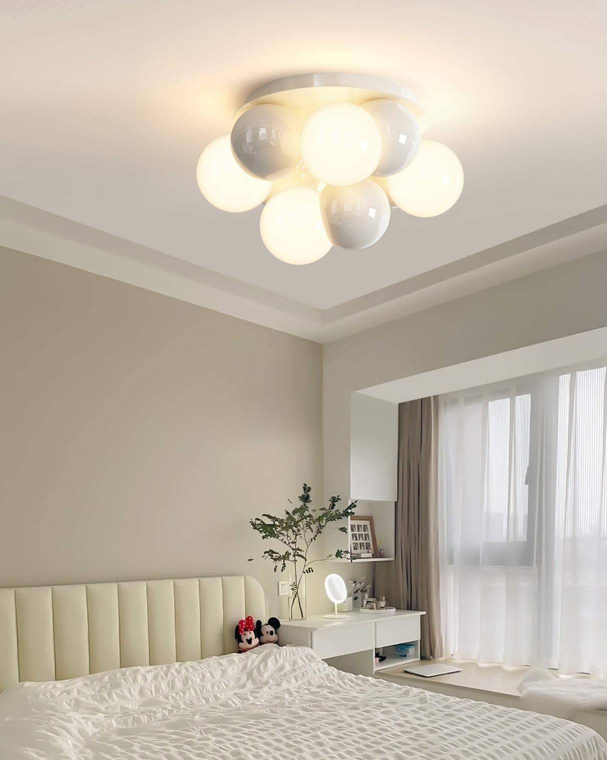 Modern Bubble Ceiling Light  Cream Glass Spheres Design - Product detail 4