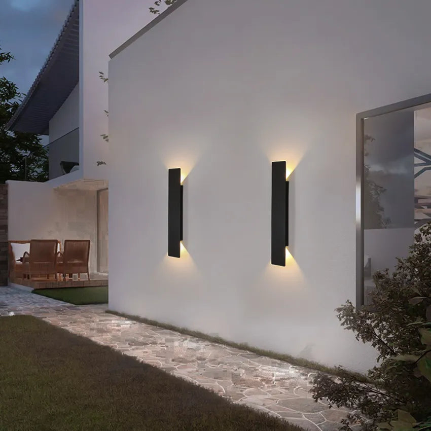 Modern Outdoor Wall Light  Black Aluminum Linear Sconce - Detailed view