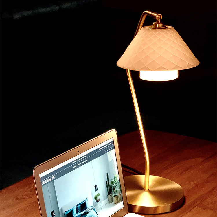 Modern Table Lamp  Brass Frame with Quilted China Shade - Product detail 8
