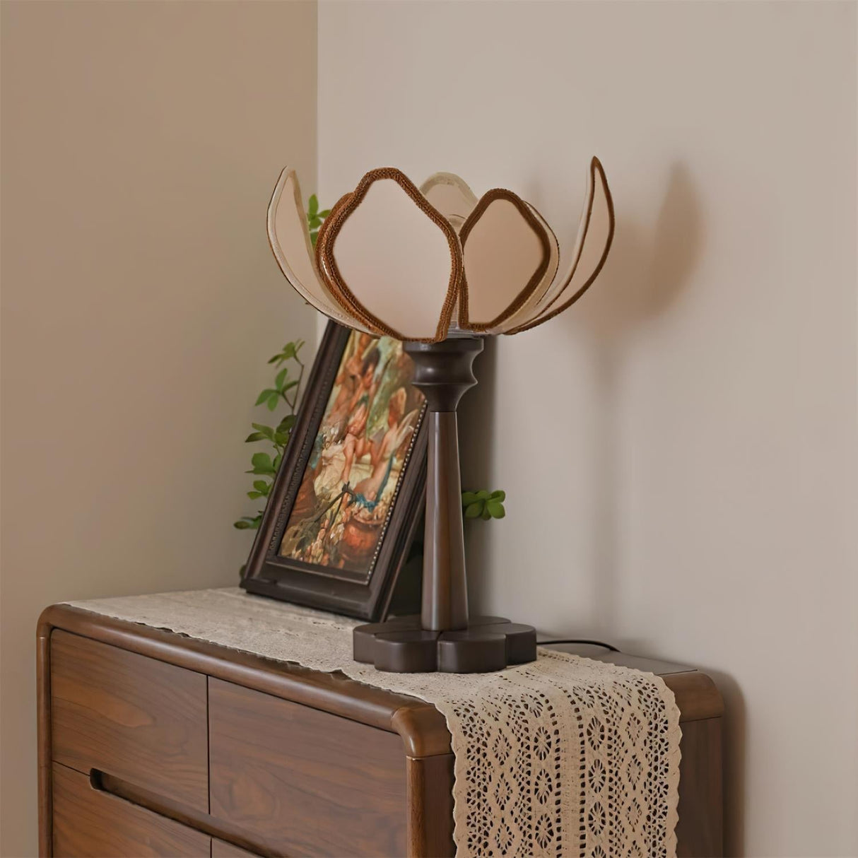 Floral Table Lamp  Petal Shade Design With Wooden Base - Product detail 9