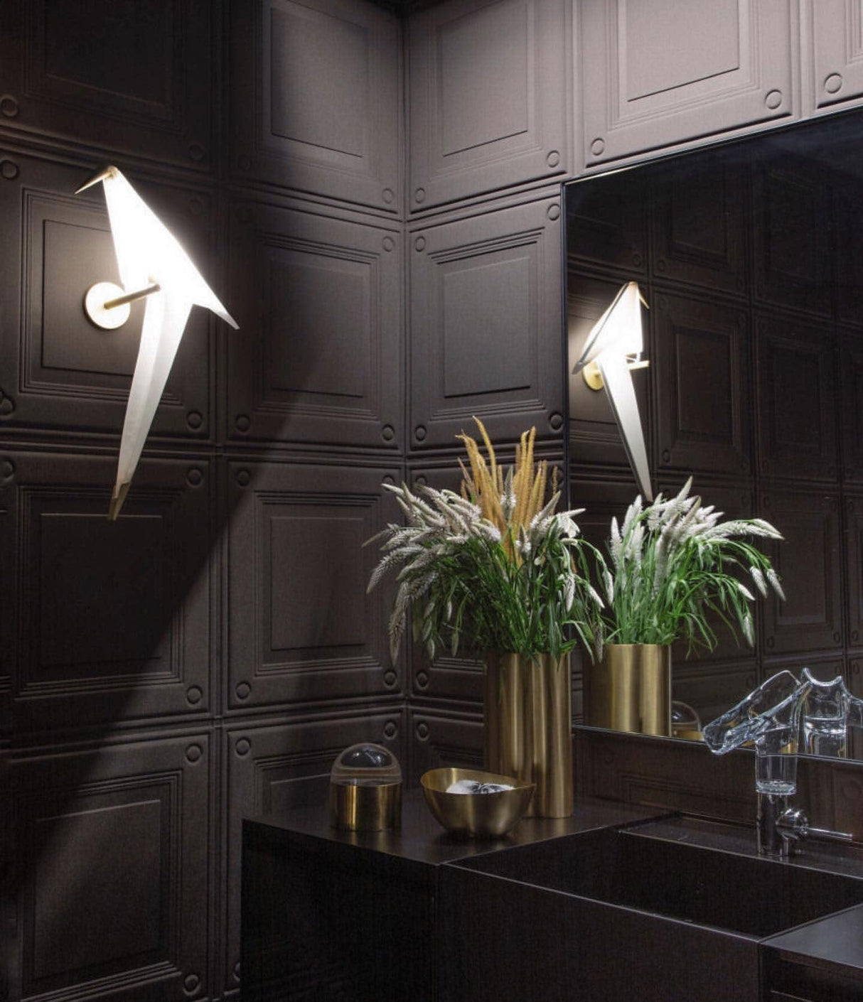 Modern Bird Wall Lamp  White Metal Art Light Fixture - Product detail 5
