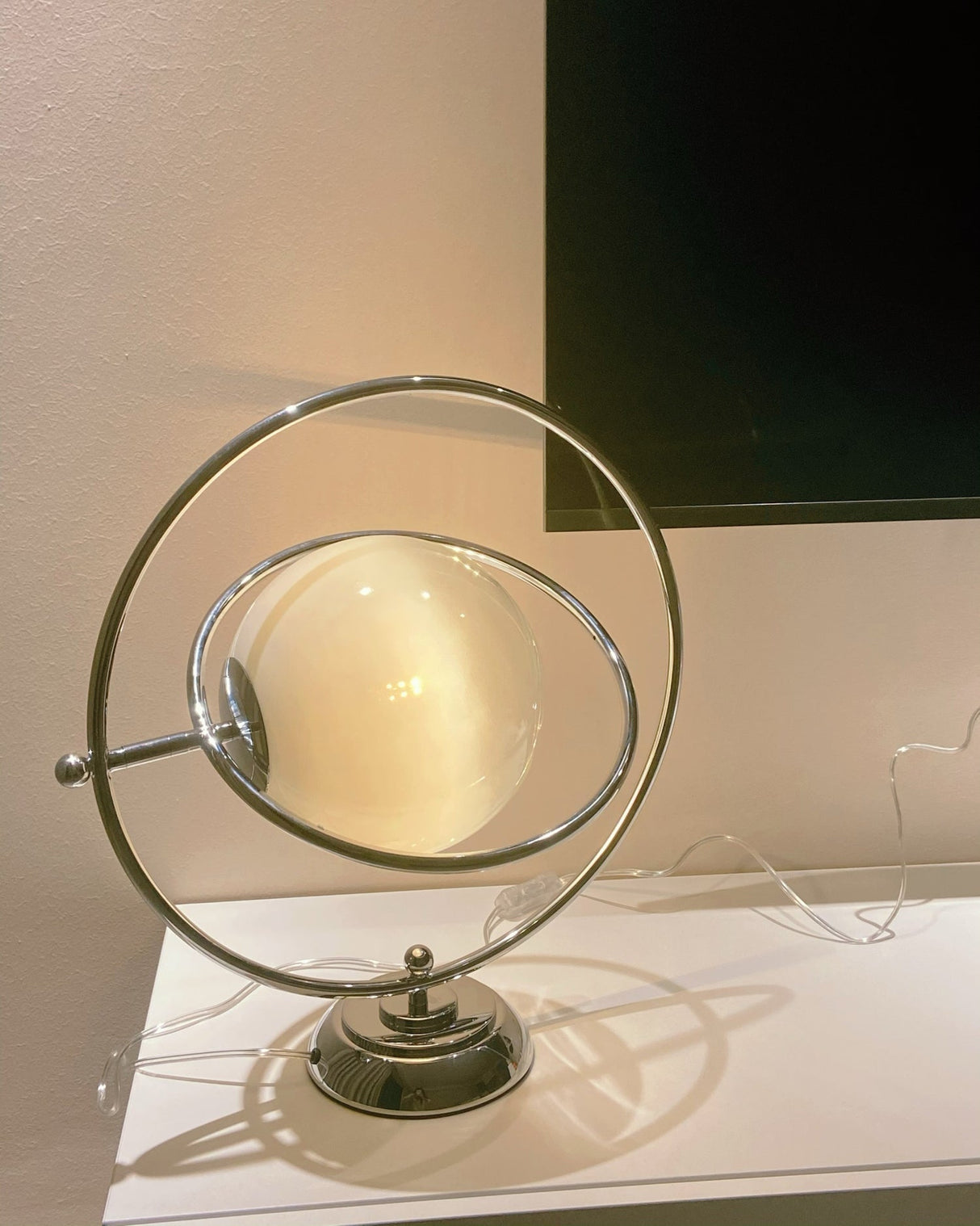 Modern Space Age Table Lamp  Rotating Orbital Design - Product detail 11