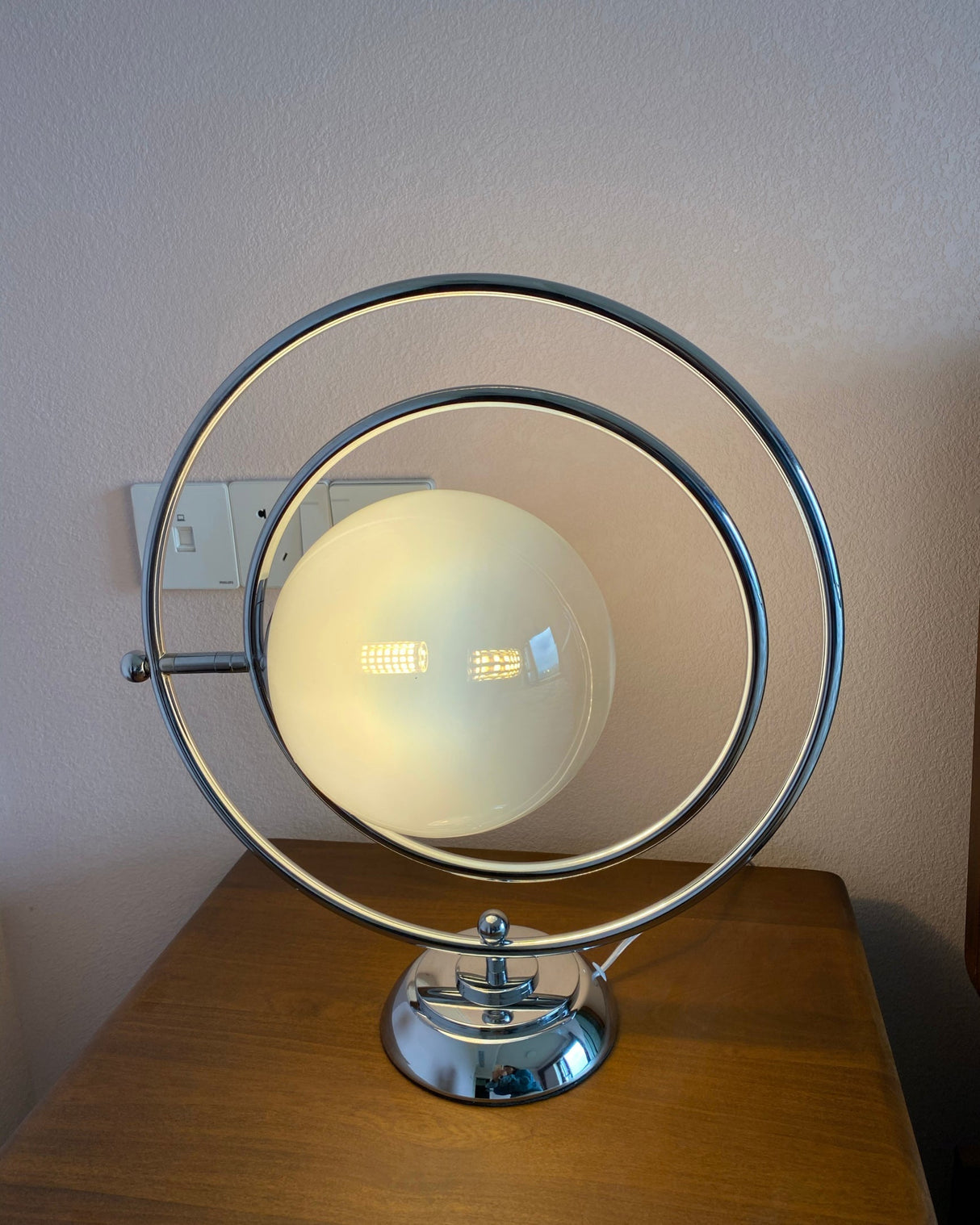 Modern Space Age Table Lamp  Rotating Orbital Design - Product detail 13