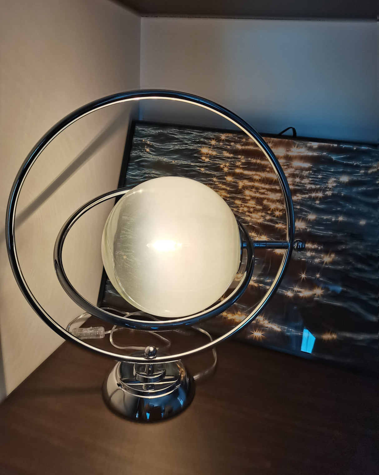 Modern Space Age Table Lamp  Rotating Orbital Design - Product detail 39
