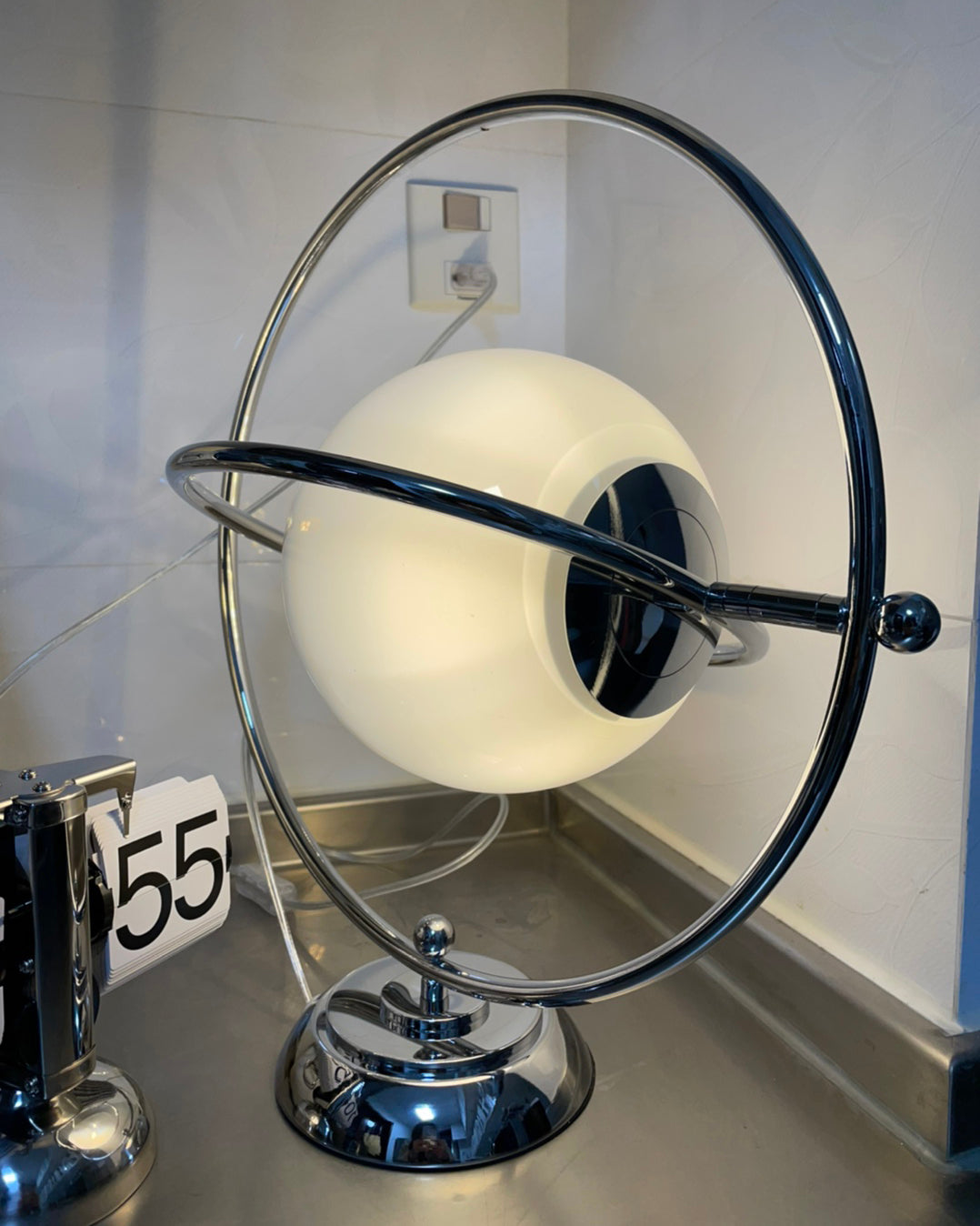 Modern Space Age Table Lamp  Rotating Orbital Design - Product detail 42
