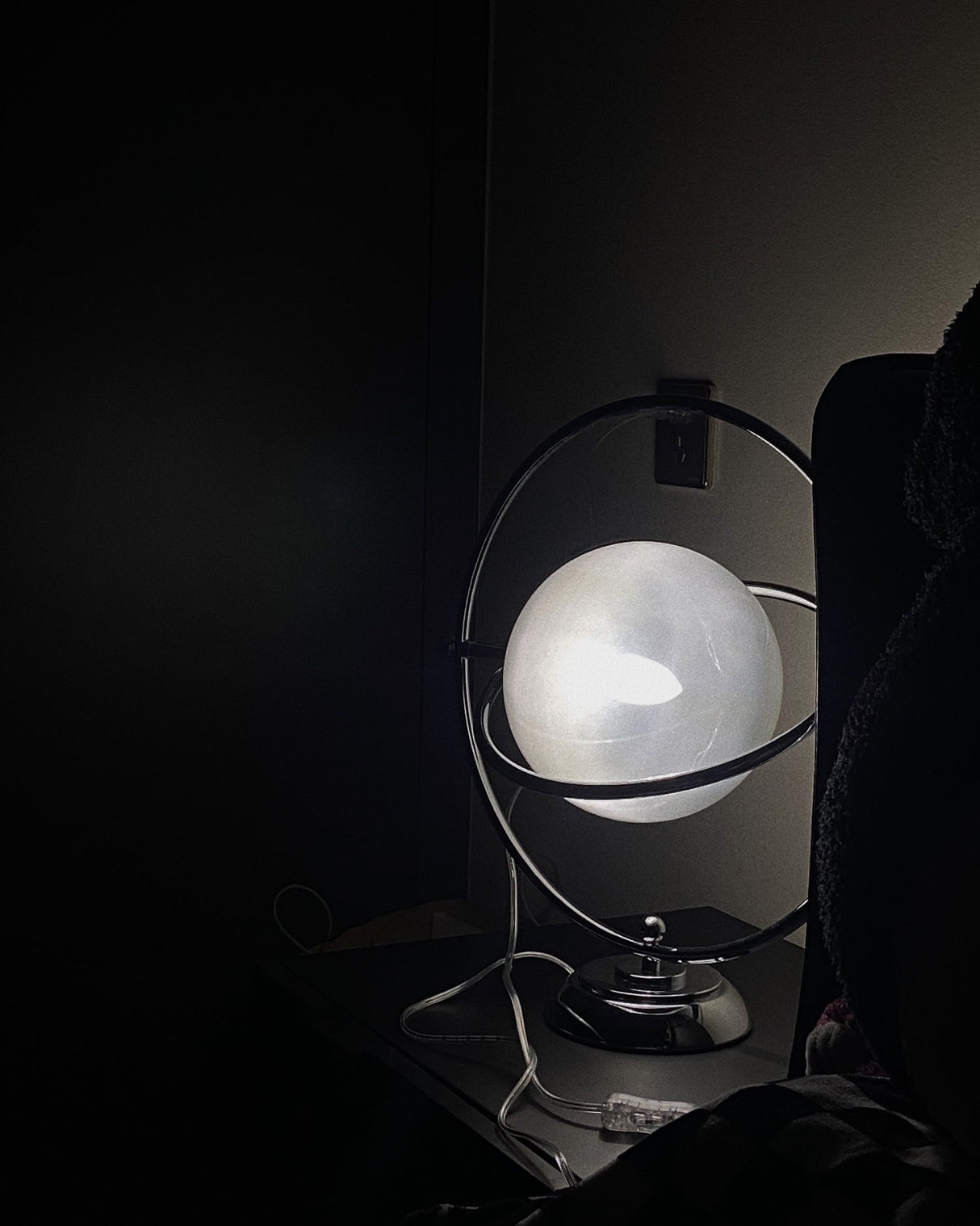 Modern Space Age Table Lamp  Rotating Orbital Design - Product detail 49