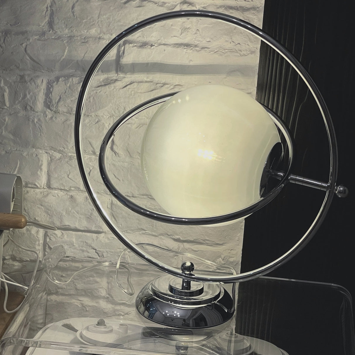 Modern Space Age Table Lamp  Rotating Orbital Design - Product detail 56