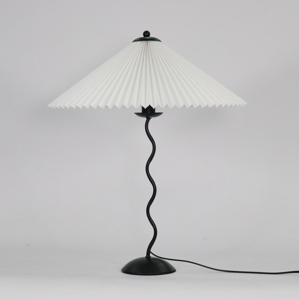 Pleated Table Lamp  Scandinavian Design With Curved Metal Base - Product detail 10