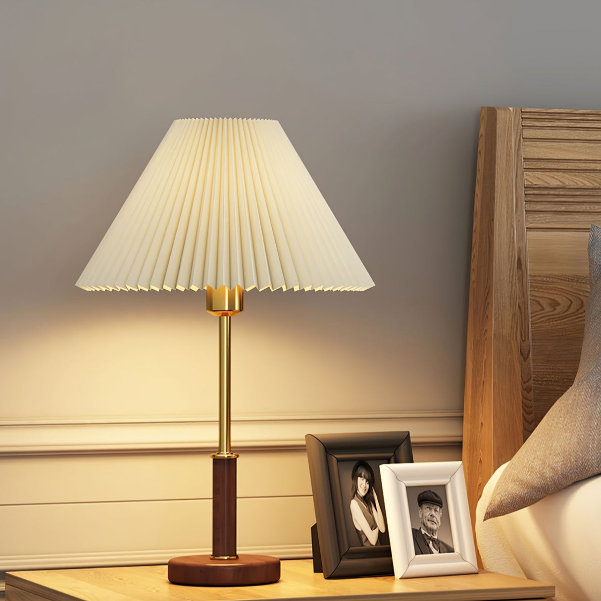 Mid-Century Table Lamp  Pleated Linen Shade with Gold  Walnut Base - Product detail 15
