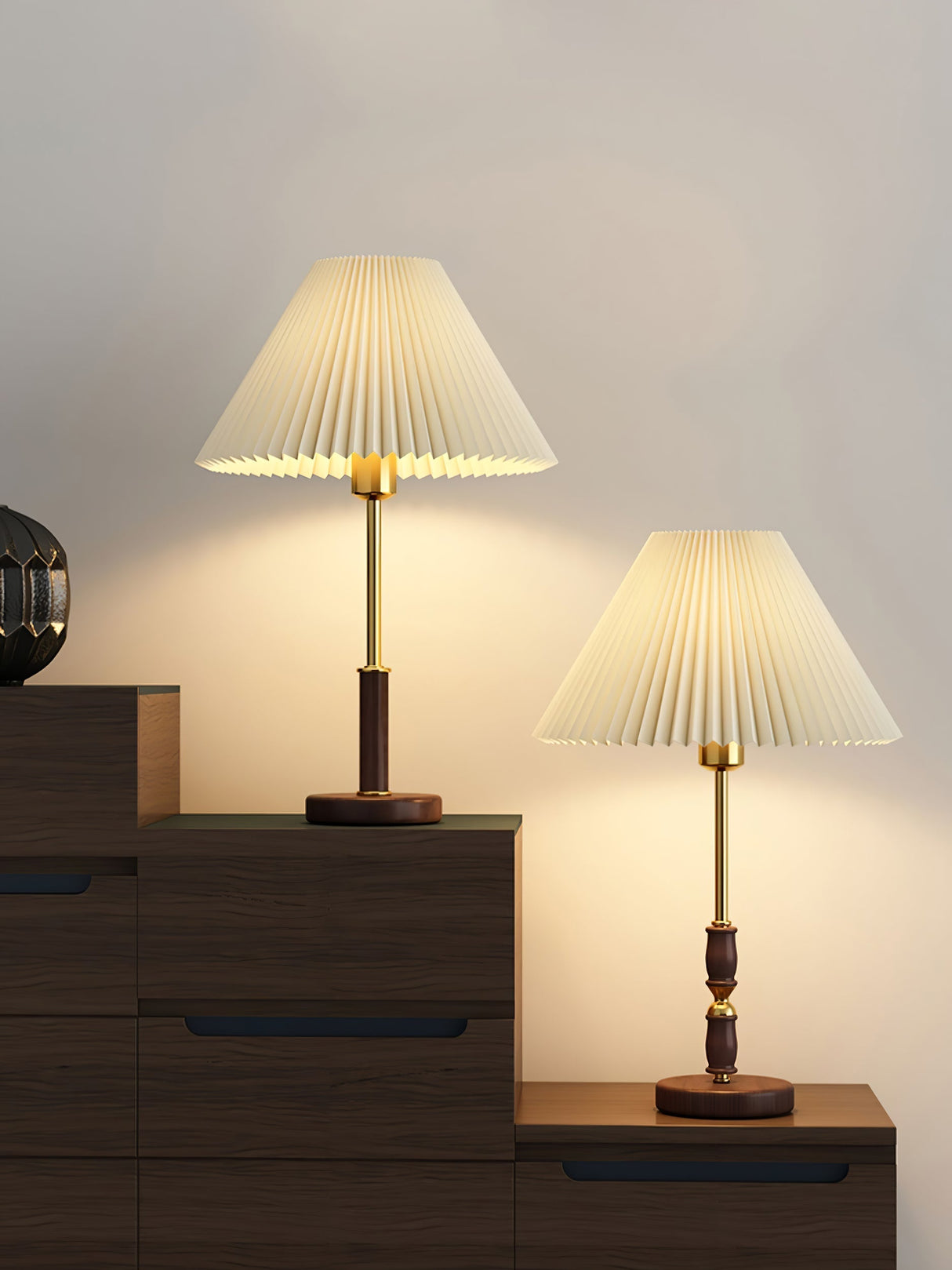 Mid-Century Table Lamp  Pleated Linen Shade with Gold  Walnut Base - Product detail 17