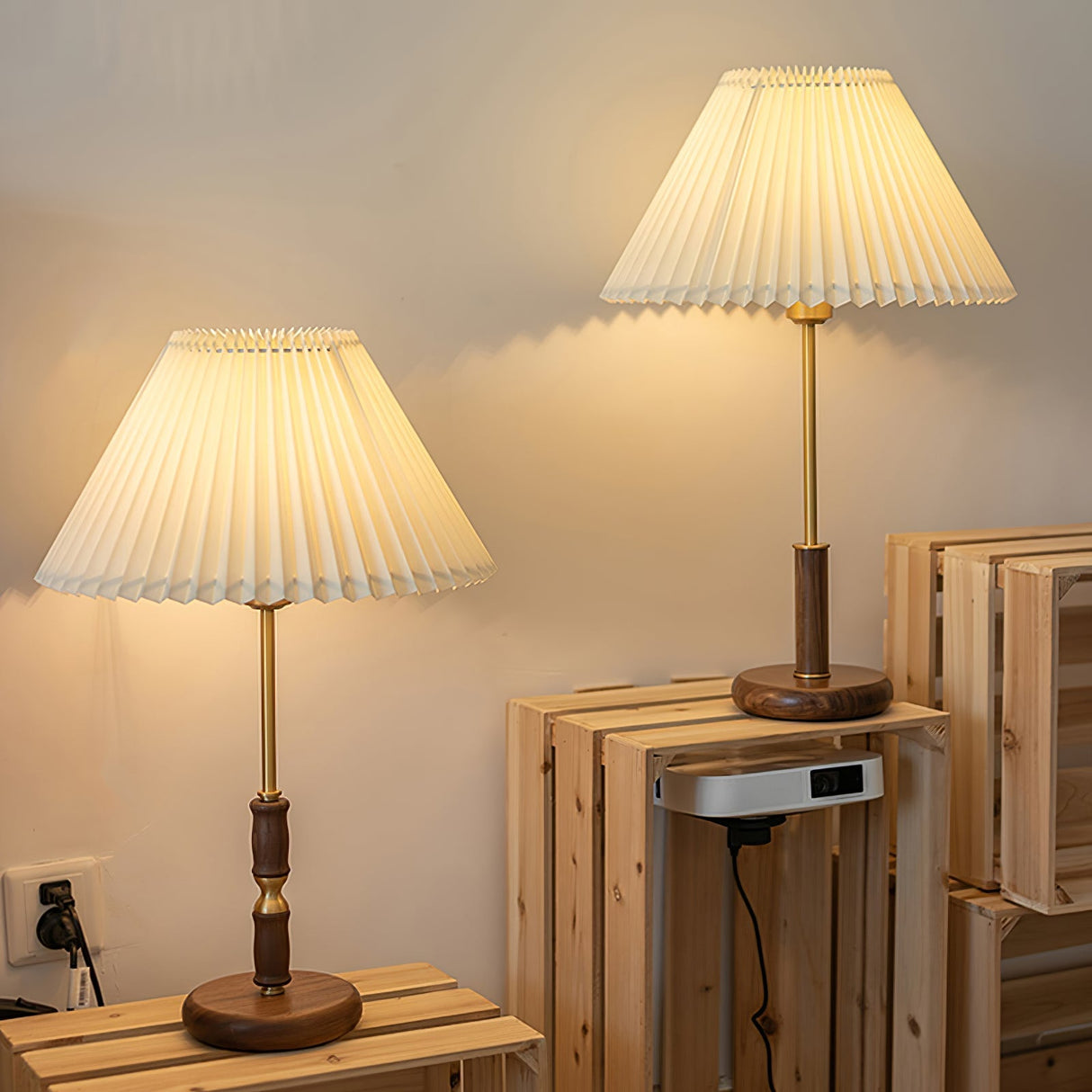 Mid-Century Table Lamp  Pleated Linen Shade with Gold  Walnut Base - Product detail 22
