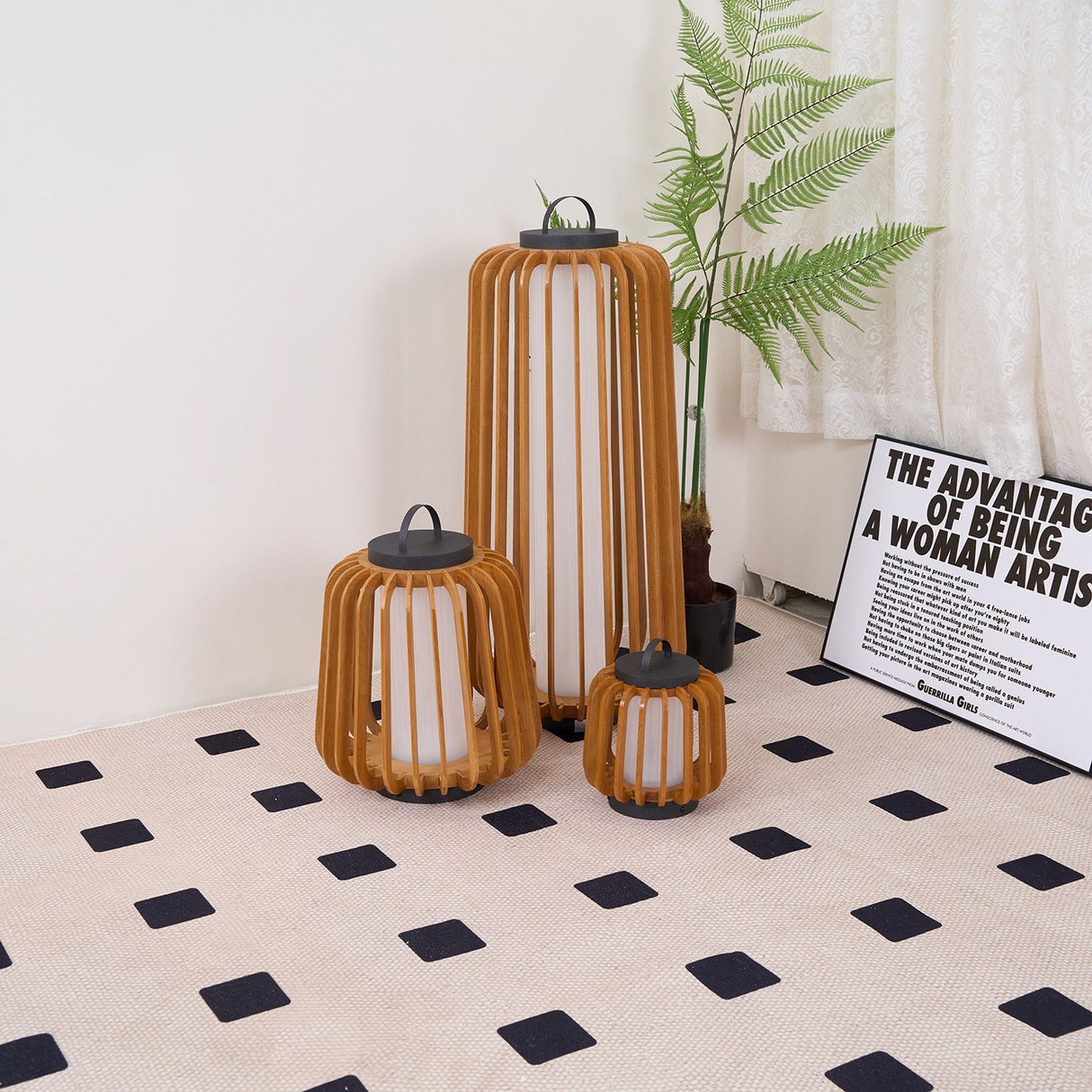 Modern Outdoor Table Lamp  Wood Slat Lantern Design - Product detail 17